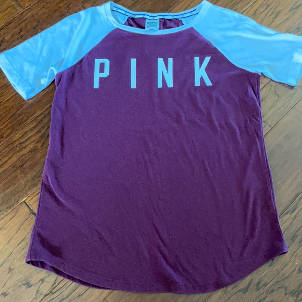 VS PINK shirt sleeve tee maroon/burgundy size small